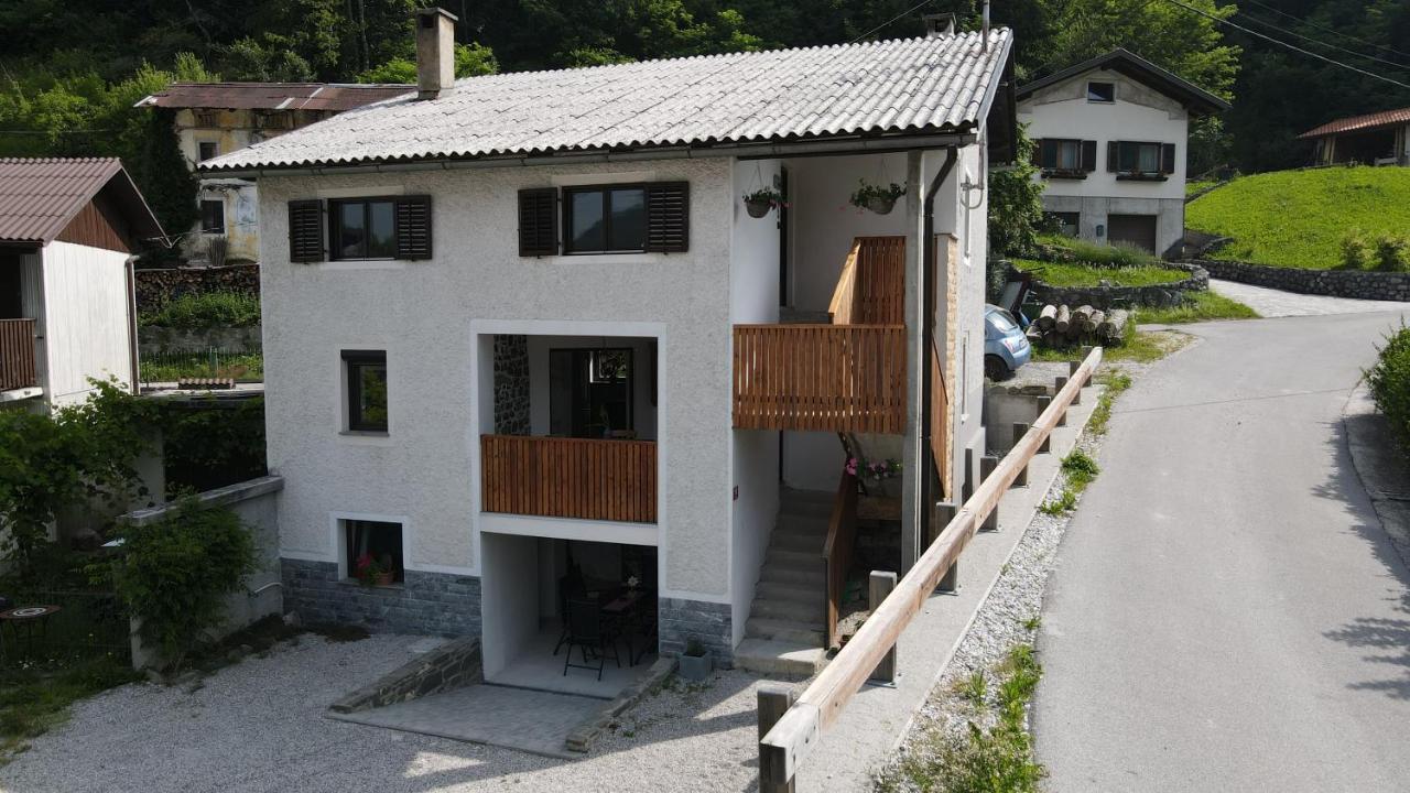Apartments Ten Sen Kobarid Extérieur photo